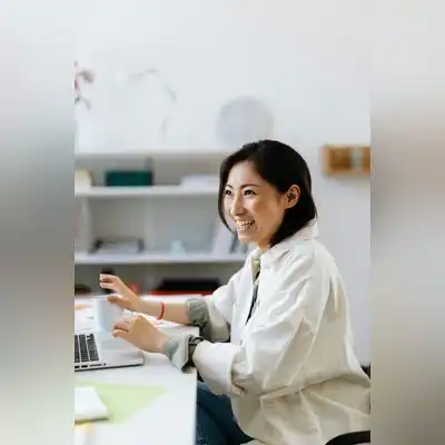 邓然怡